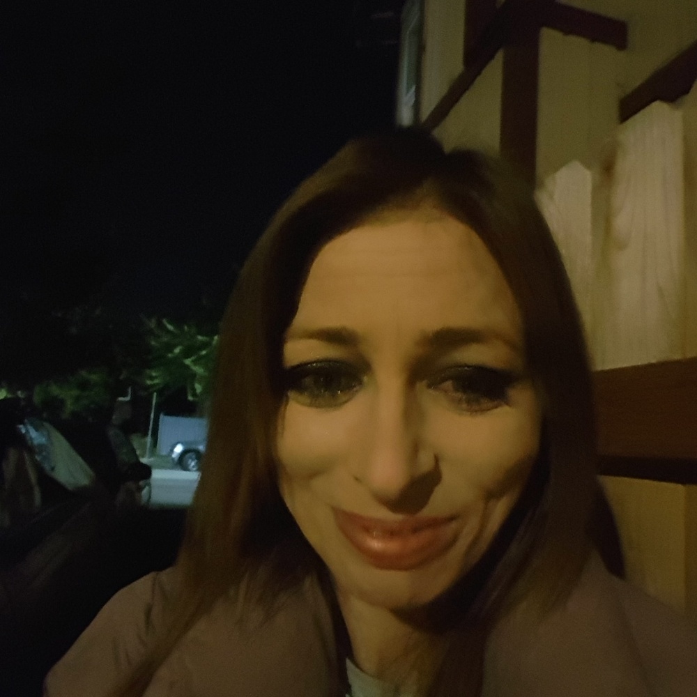 Meet your Posher, Nikki - Picture 1 of 1